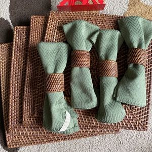 Ralph Lauren napkins, wicker rings, wicker place